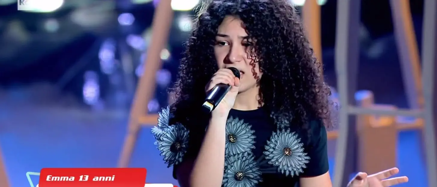 Emma Baggetta si ferma alla finale di The Voice Kids, ma il talento reggino brilla e guarda già oltre\n