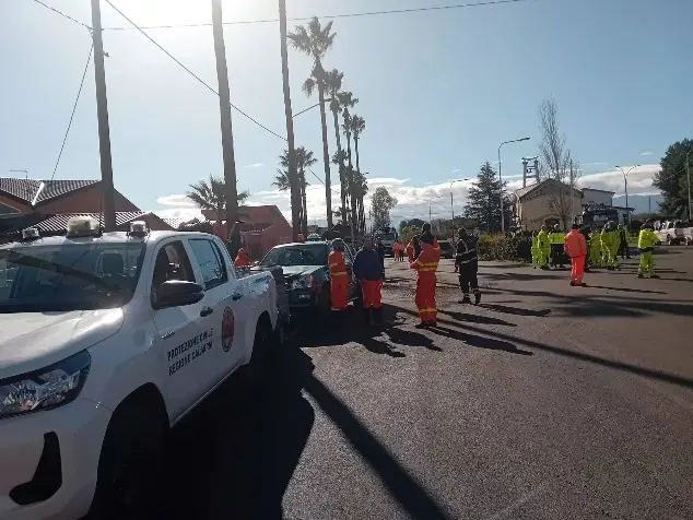 Dopo l’esondazione del Crati nel Cosentino la macchina della solidarietà non si ferma, il Comune di Cassano: «Ecco cosa serve»