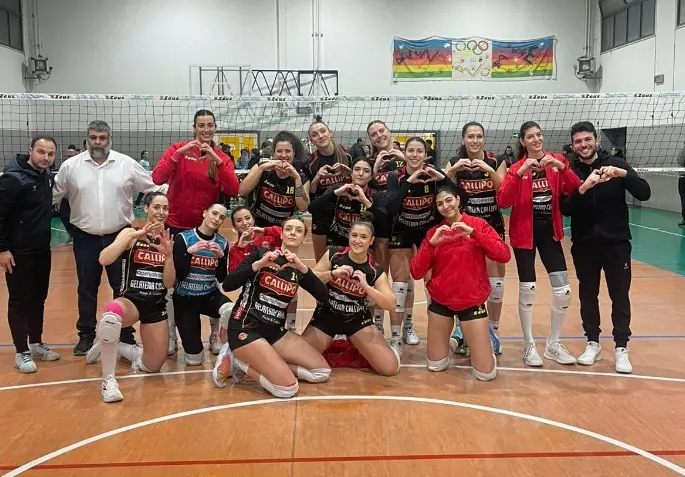 La Tonno Callipo soffre ma vince in rimonta in casa dell’Arzano. E Oplonti aggancia la vetta\n