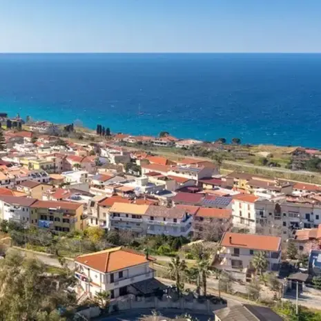 Riqualificazione urbana a Parghelia, lo studio di progettazione declina l’invito dell’opposizione: «L’iniziativa non viene dal Comune»\n