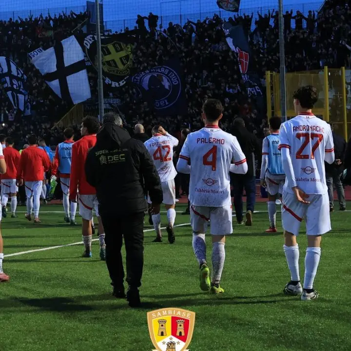 Calabresi in Serie D,\u00A0 il derby dello Stretto termina in parità (1-1). La Vigor Lamezia cade dopo 4\u00A0vittorie consecutive\n