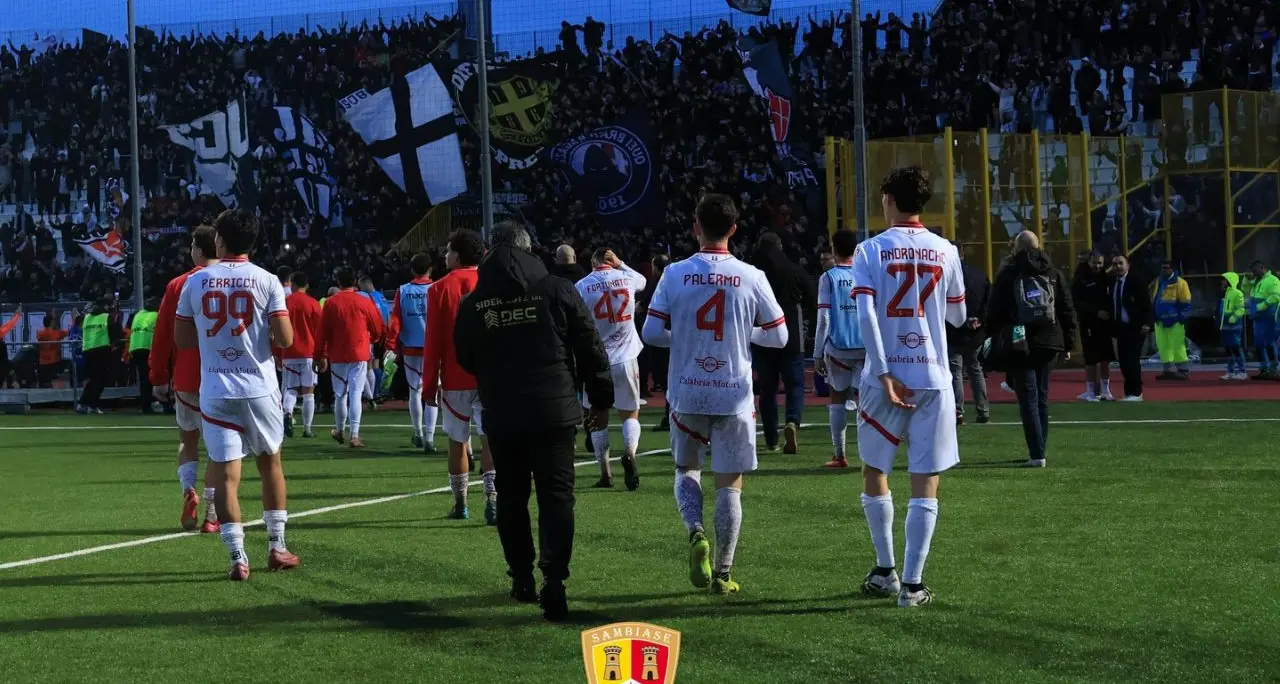 Calabresi in Serie D,\u00A0 il derby dello Stretto termina in parità (1-1). La Vigor Lamezia cade dopo 4\u00A0vittorie consecutive\n