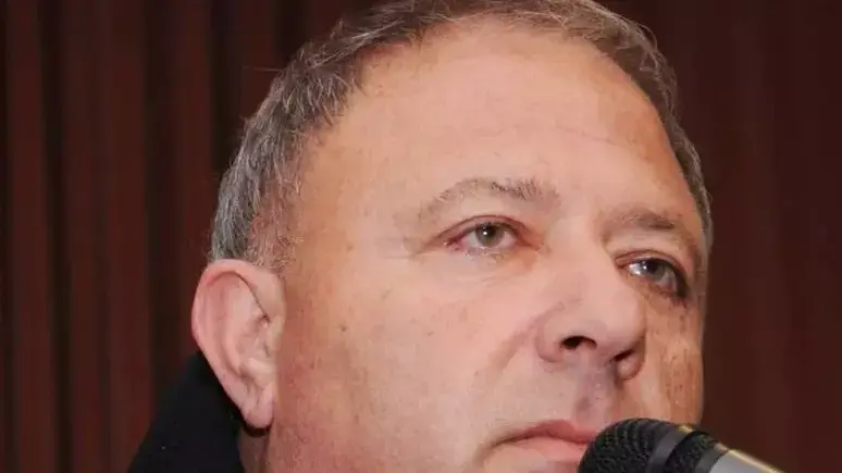 Addio a Michele Albanese, il teorico del “grigio”: «Non solo i nemici invisibili, sono i cattivi della storia»\n