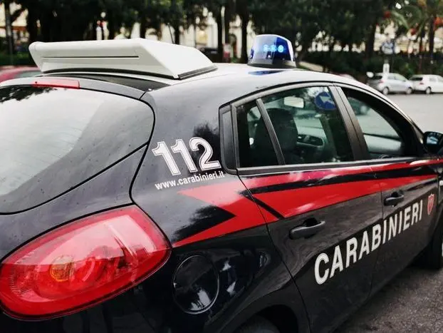 Estorsione e danneggiamento aggravati dalle modalità mafiose, 7 arresti a Isola Capo Rizzuto