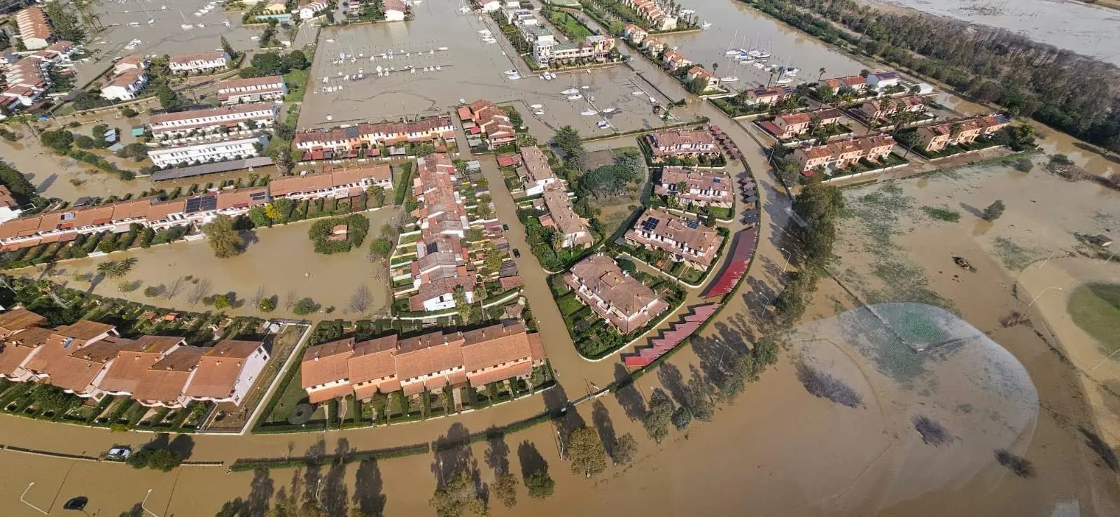 Ancora 190 gli sfollati a Sibari, il sindaco: «Oggi nuova ondata di maltempo, speriamo risparmi il nostro territorio»\n