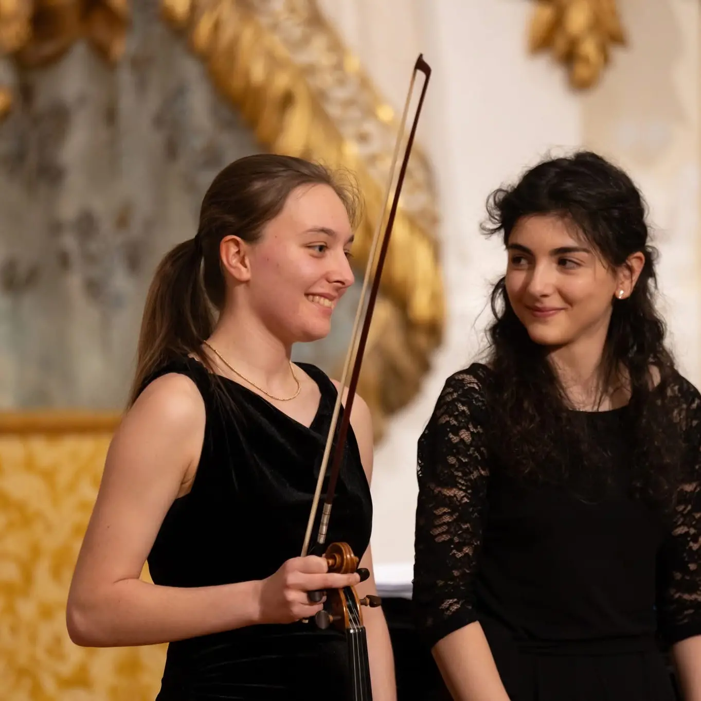 Talenti in scena a Vibo: le giovani musiciste Borghese e Donato in concerto nell’ex Convento dei Gesuiti tra Mozart, Schubert e Brahms\u00A0\n