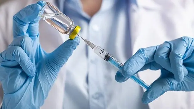 Influenza, le farmacie trainano la campagna vaccinale: in Calabria +50% di somministrazioni rispetto all’anno scorso\n