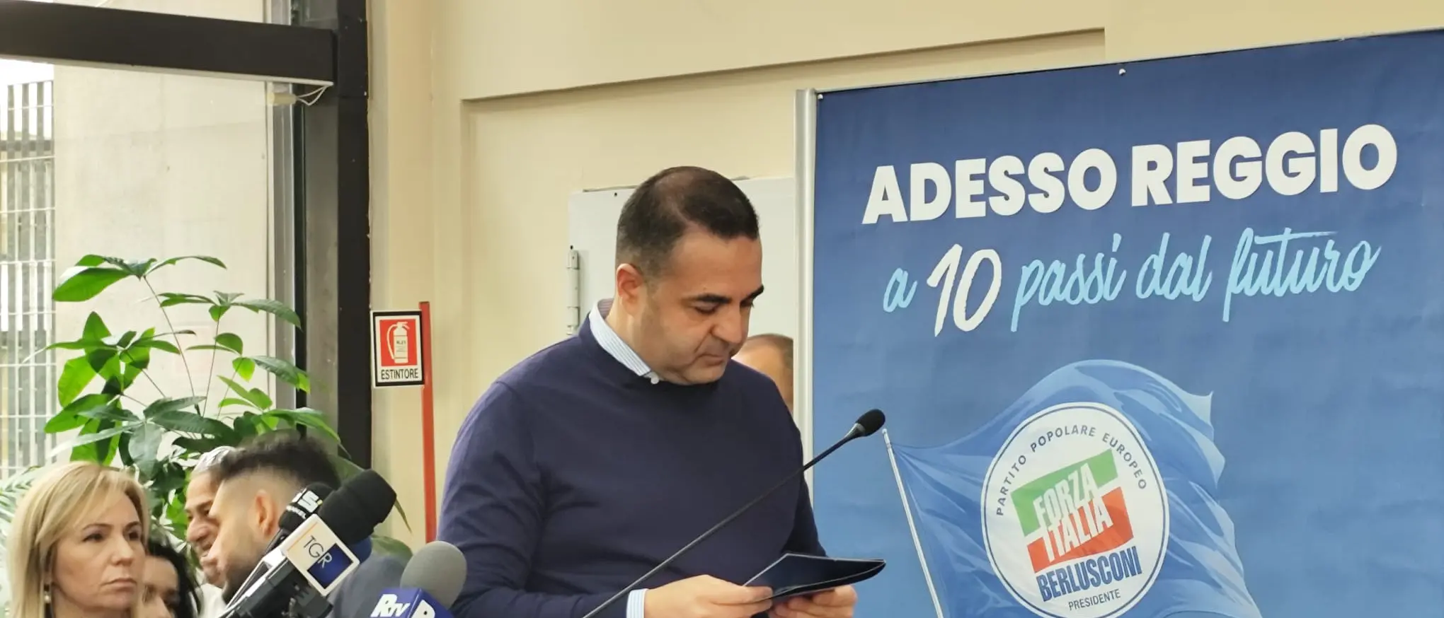 Reggio, la maggioranza attacca Cannizzaro: «La kermesse? Più che San Valentino è stata una carnevalata»\n