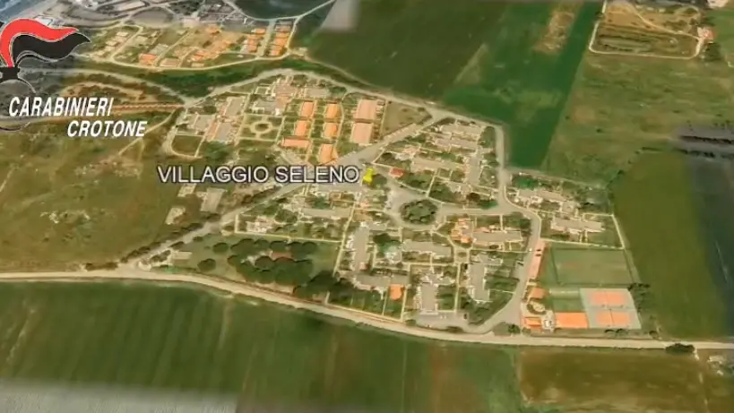 Operazione Black Flower, quando la ‘ndrangheta cominciò a investire nel turismo: le faide e l’omicidio di due bimbe innocenti\n