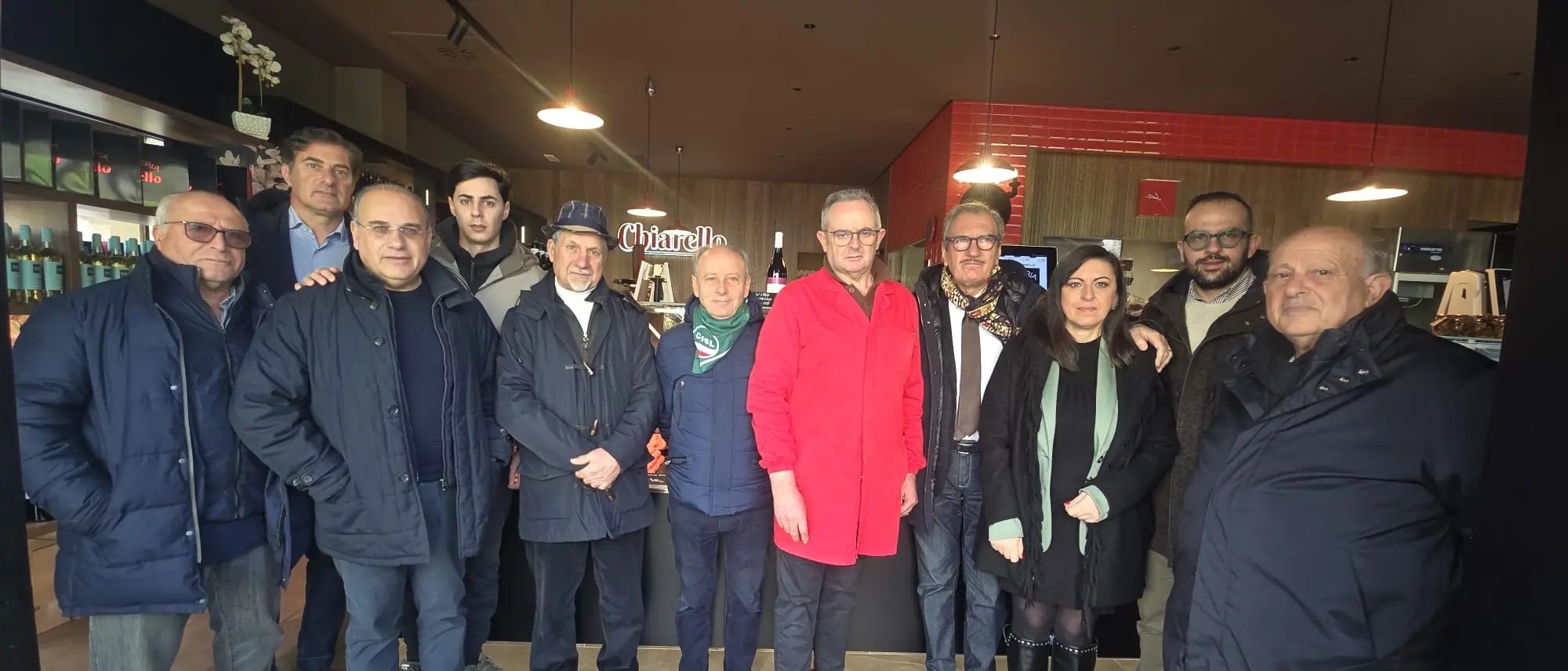 Vibo, l’associazione\u00A0antiracket nella macelleria\u00A0Chiarello dopo l’atto intimidatorio.\u00A0Romeo:\u00A0«È stato un attacco alla città»\n