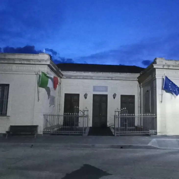 Candidoni, la minoranza contesta l’aumento di stipendio a un dirigente comunale: sospeso il provvedimento in attesa di verifiche\n