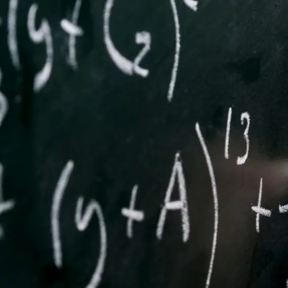 In Calabria studenti scarsi in matematica,\u00A0fino al 72,5% di insufficienze: a Crotone e Vibo il divario penalizza le ragazze\n