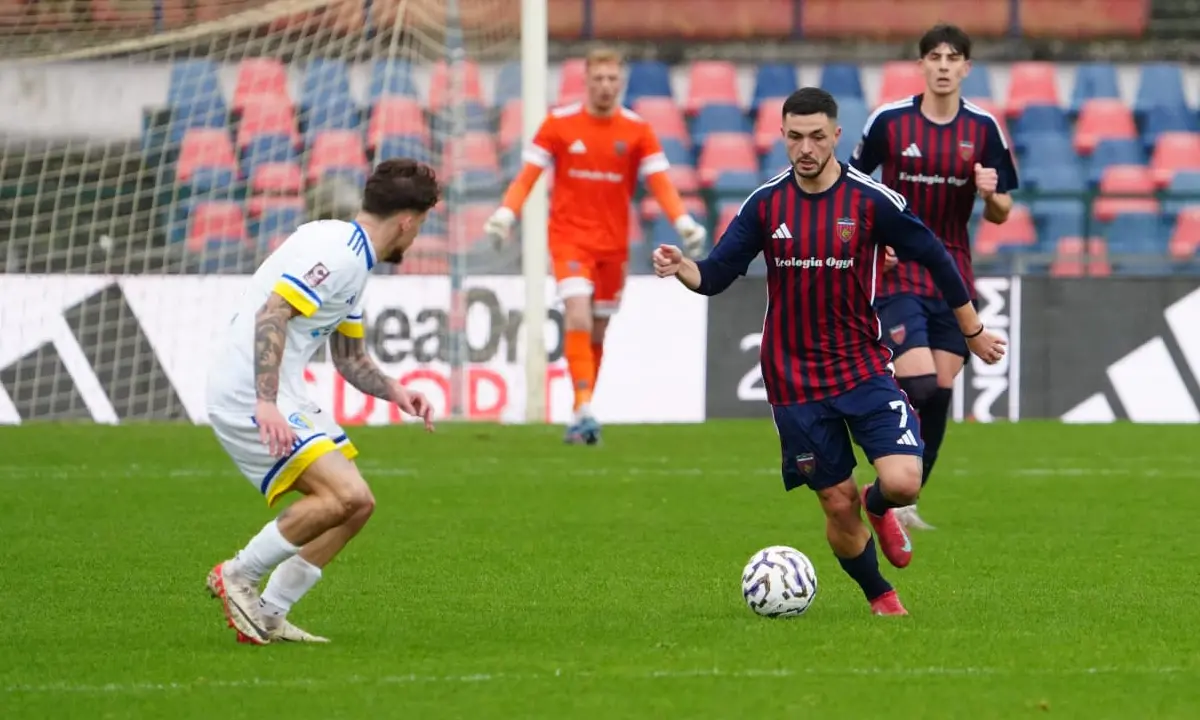Cosenza, con l’Atalanta U23 un conto aperto: all’andata stroncò le ambizioni di primato dei Lupi\n