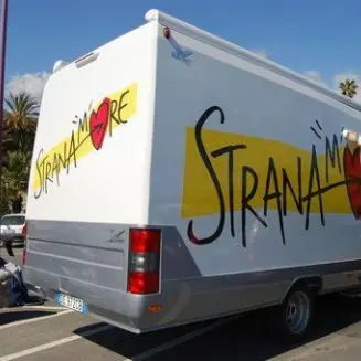 In tv non si butta via niente: la Rai pensa a resuscitare “Stranamore” e riscopre la modernità più comoda, quella già pronta in archivio\n