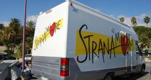 In tv non si butta via niente: la Rai pensa a resuscitare “Stranamore” e riscopre la modernità più comoda, quella già pronta in archivio\n