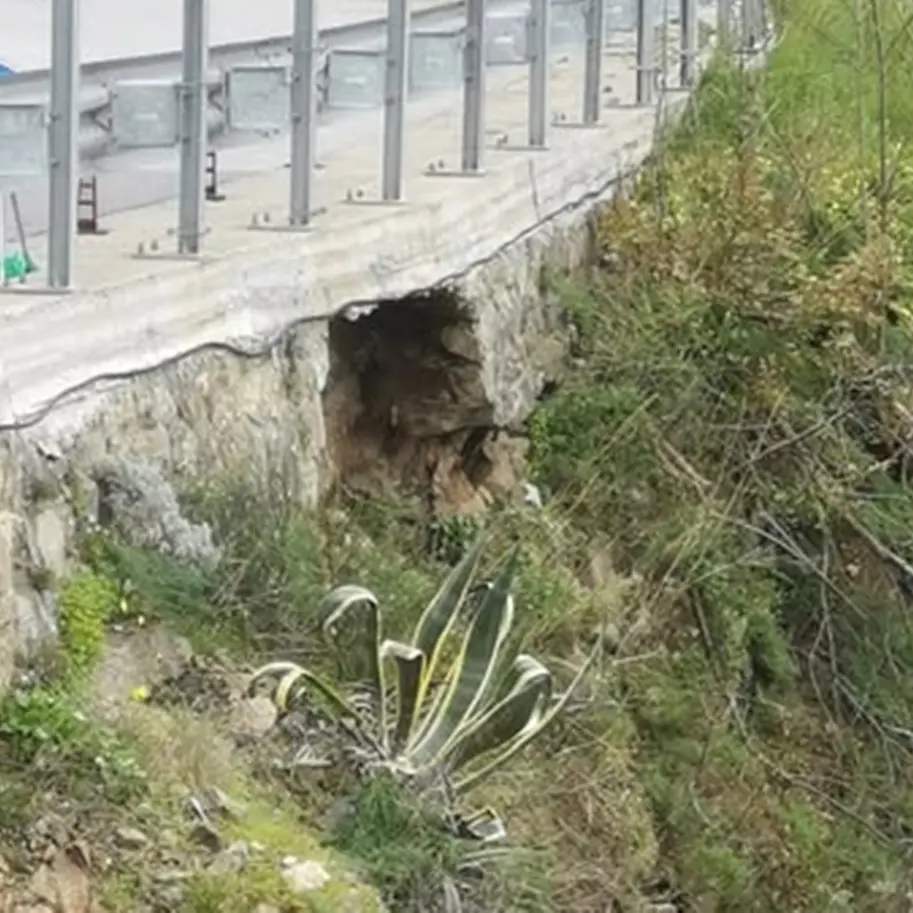 Bagnara, segnalato un cedimento strutturale sulla Statale 18 lato nord\n