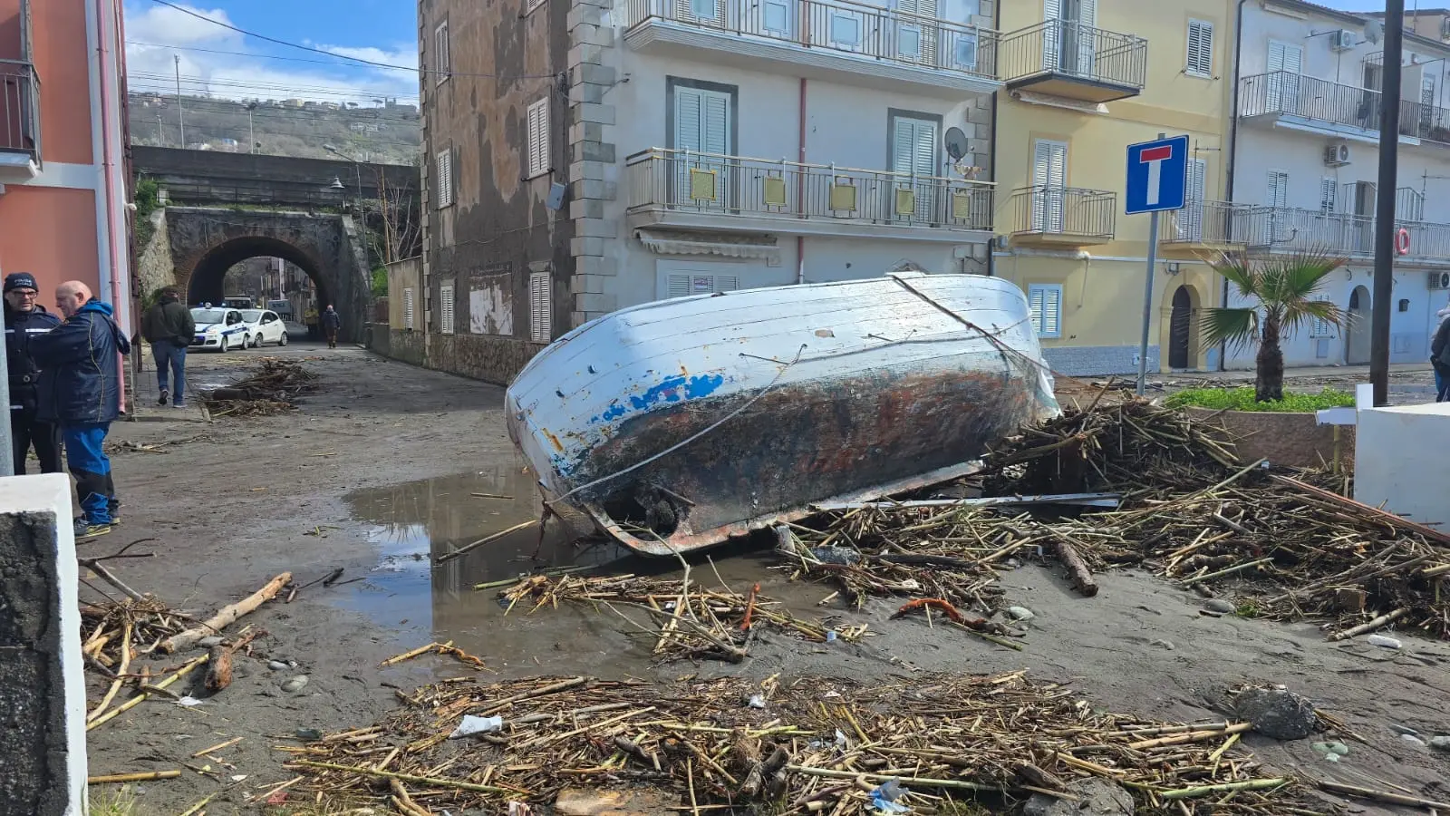 Mareggiate sul Tirreno, onda anomala a Fuscaldo