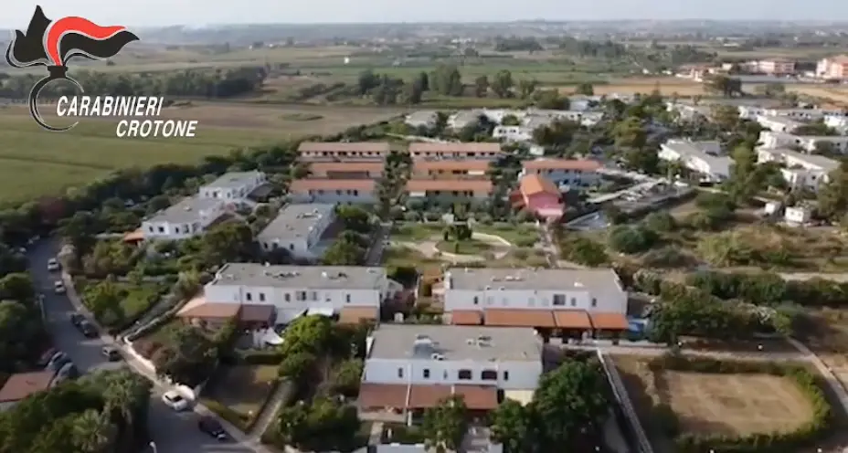 Black Flower, quando gli Arena si rivolsero alla cosca di Africo per avvicinare (e minacciare) un uomo: «Qui è nostro»\n