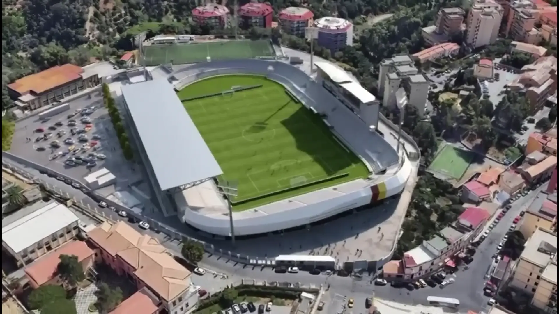 Lavori al Ceravolo: la spada di Damocle sul Comune spaventa i tifosi