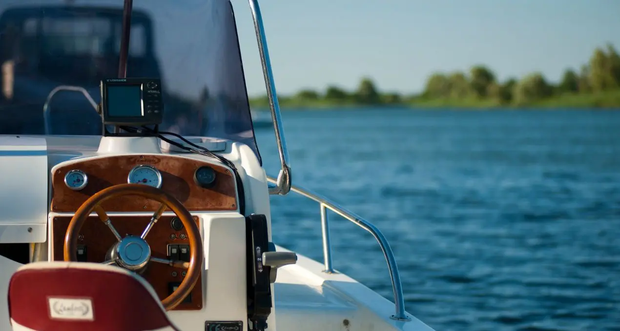 Mazzette per truccare gli esami per il rilascio delle patenti nautiche: 5 arresti a Palermo\n