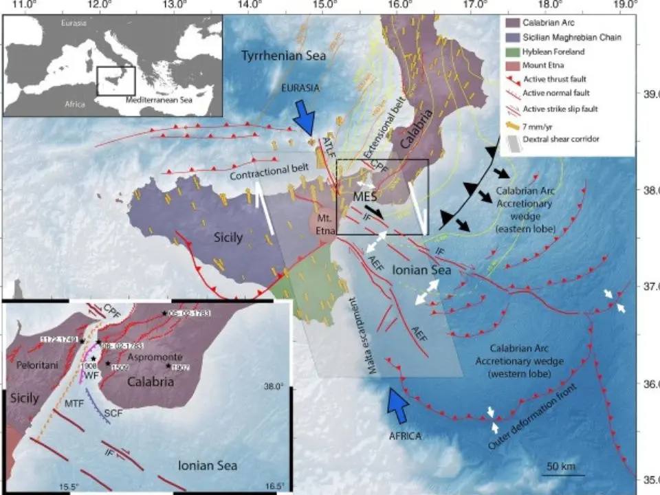 Ponte, sotto lo Stretto di Messina un mosaico di faglie attive: «Terremoti profondi, area instabile»
