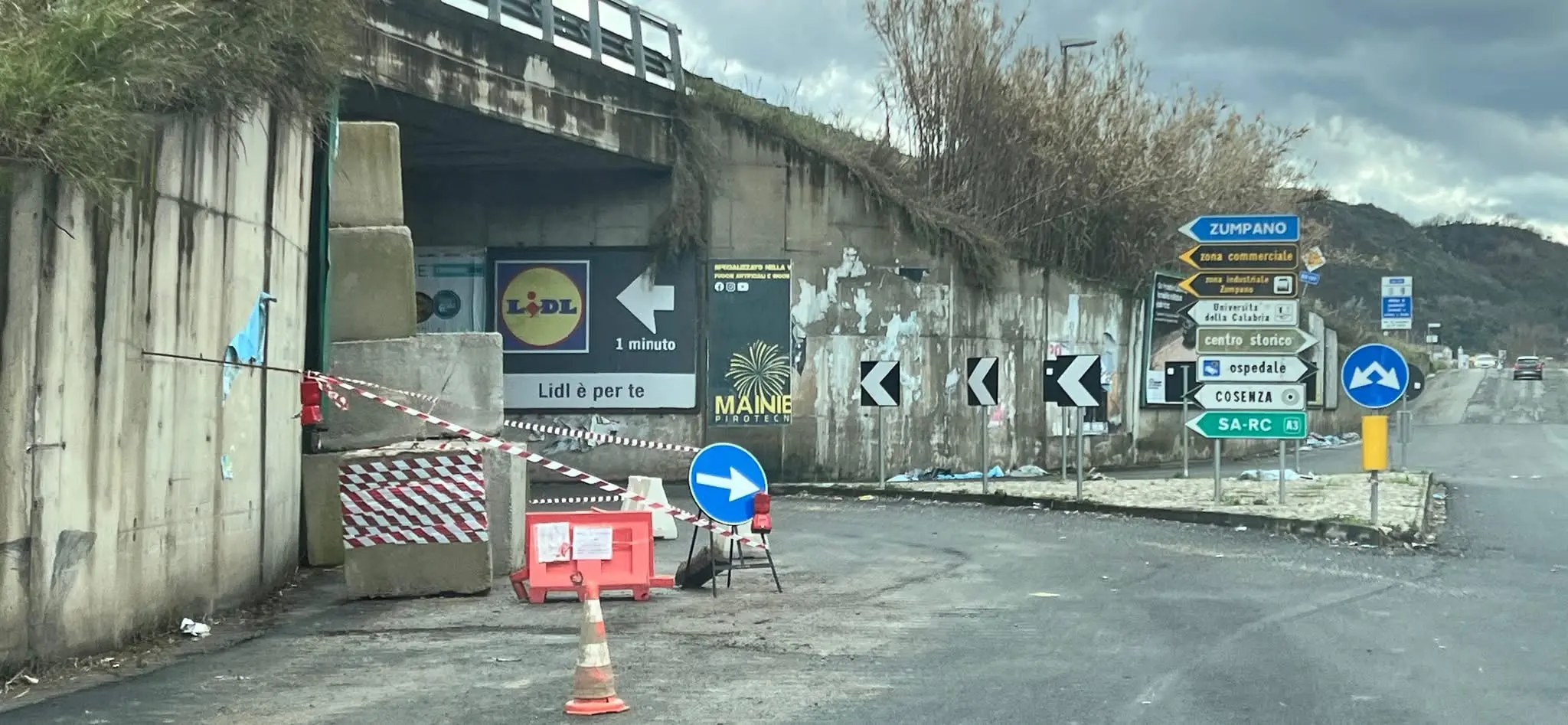 Zumpano, completata la messa in sicurezza del sottopasso Ipercoop: rampa riaperta al traffico\n