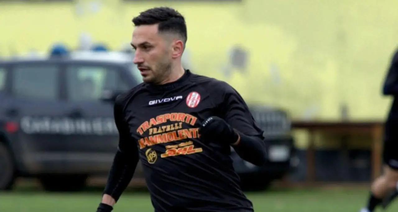 <p><span style=\"color:hsl(0, 75%, 60%);\">Promozione B</span>, verso Deliese-Gioiosa Ionica. Ficara: «Sfida indicativa. Con Giovinazzo nuova mentalità»</p>