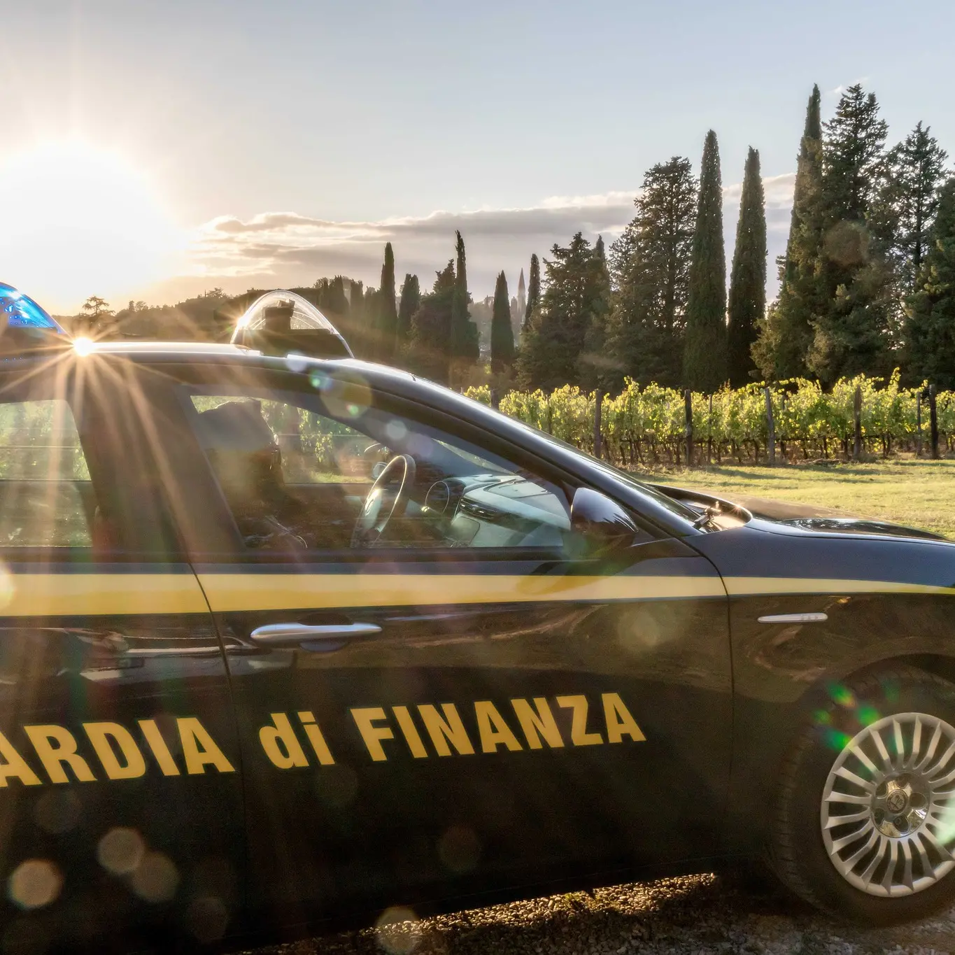 <p>False prescrizioni e truffa da 300mila euro all’Asp: in 16 rinviati a giudizio</p>