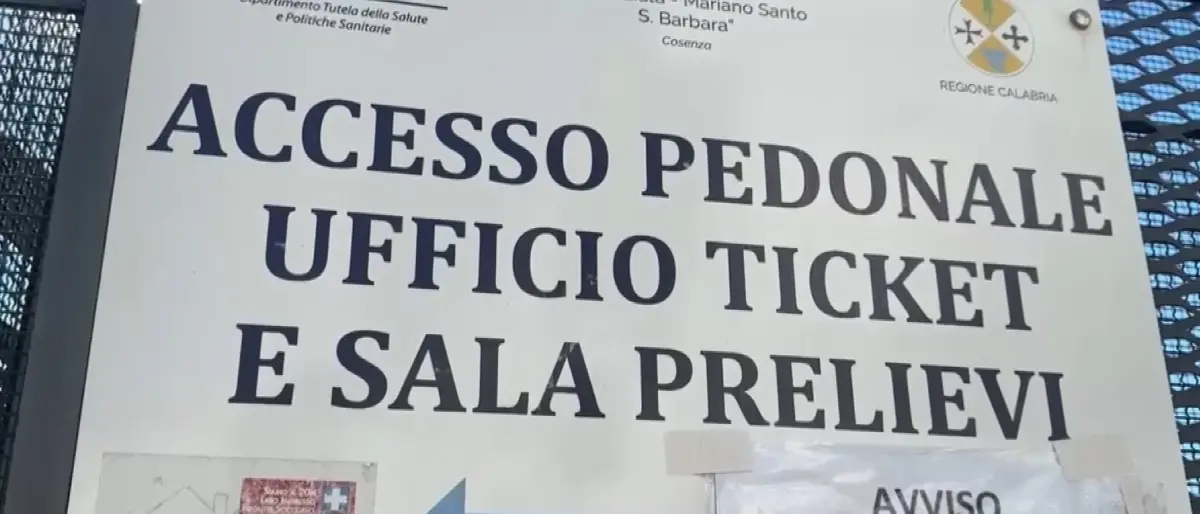 Aggiornamento software al Cup di Cosenza, code e disagi. L’ospedale: «A giorni miglioramenti sensibili» | VIDEO\n
