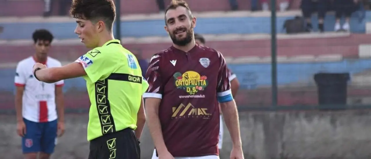 Promozione A, il Campora fa il colpaccio sul campo del Mesoraca. Curcio: «Nella ripresa non volevamo essere spettatori non paganti, ma protagonisti»\n