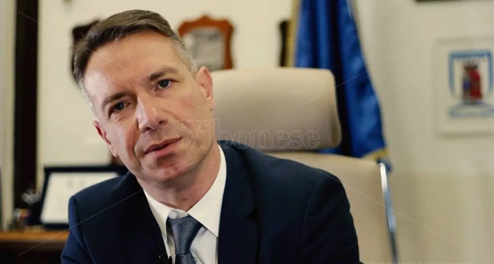 Il procuratore Camillo Falvo lascia Vibo Valentia e va a\u00A0Potenza: la decisione del Plenum del Csm\n