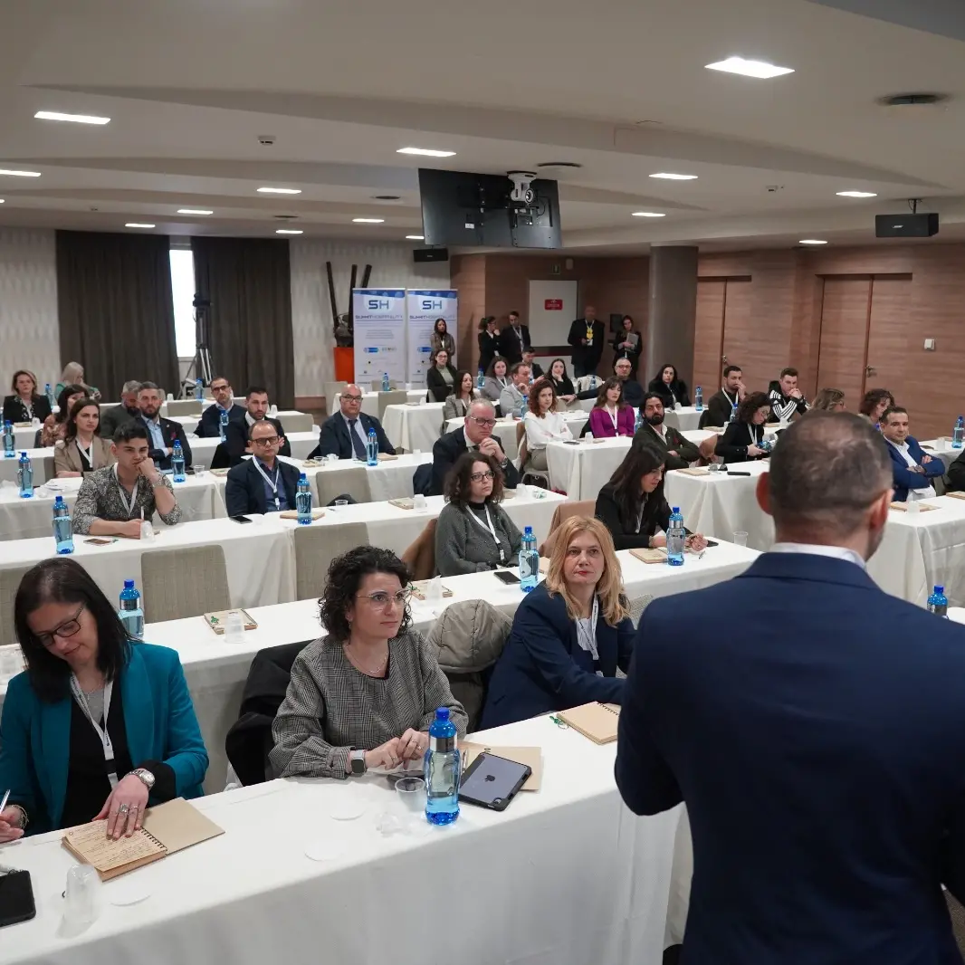 <p>Turismo e innovazione, il Summit Hospitality a Lamezia: focus su intelligenza artificiale e nuove competenze</p>