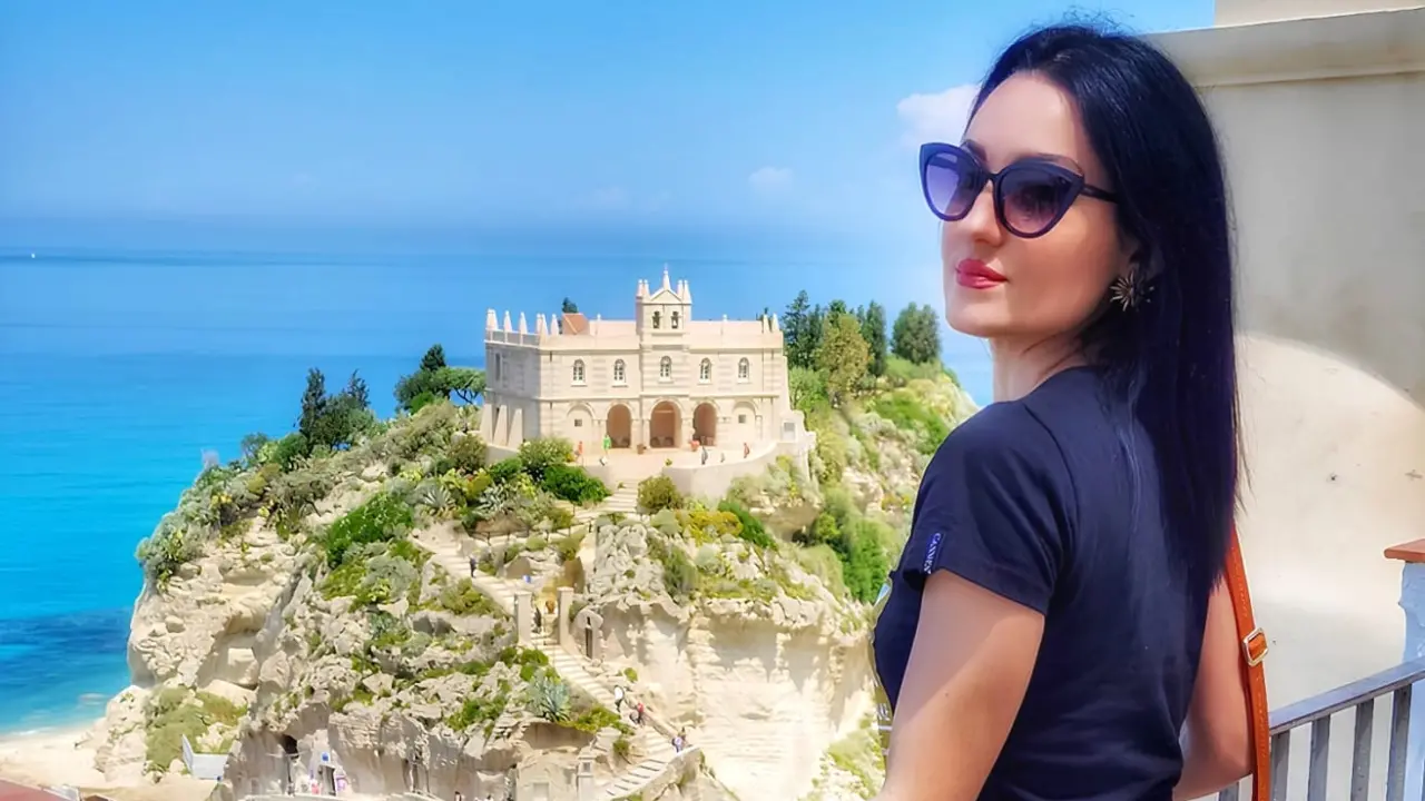 Comunali a Tropea, Romania Corrao si candida\u00A0nella lista guidata da\u00A0Piserà: «È il momento di costruire\u00A0una stagione nuova»\n