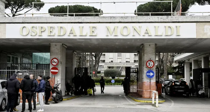 No a un nuovo trapianto di cuore per il bimbo di Napoli:\u00A0«Le sue condizioni non sono compatibili»\n