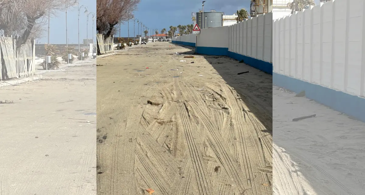 Vibo Marina, via Vespucci invasa dalla sabbia dopo le mareggiate. Nel 2019 per toglierla ci vollero 6 mesi\n