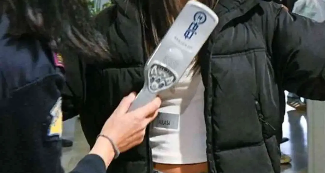 <p>Metal detector a scuola, il presidente regionale dell’Associazione Presidi Servello: «P<span style=\"background-color:rgb(255,255,255);color:rgb(33,32,32);\">rovvedimento prudente ed equilibrato»</span></p>