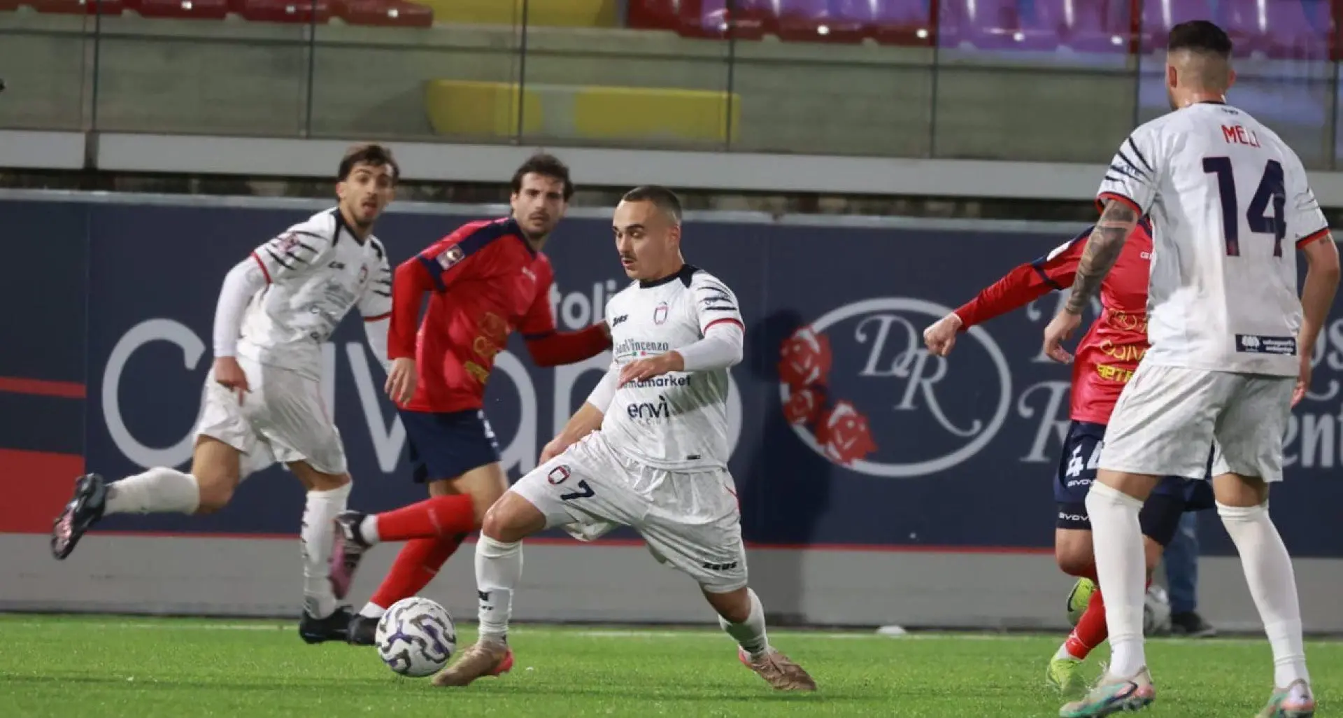 Verso la 28ª giornata: Cosenza a Bergamo, Crotone allo Scida contro il Foggia\n