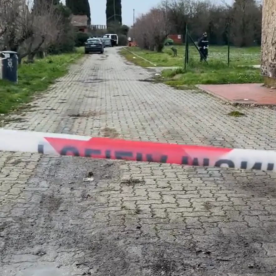 Scandicci, identificata la donna decapitata: c’era un cane a vegliarla.\u00A0L’ombra dei delitti del Mostro torna a inquietare Firenze\n