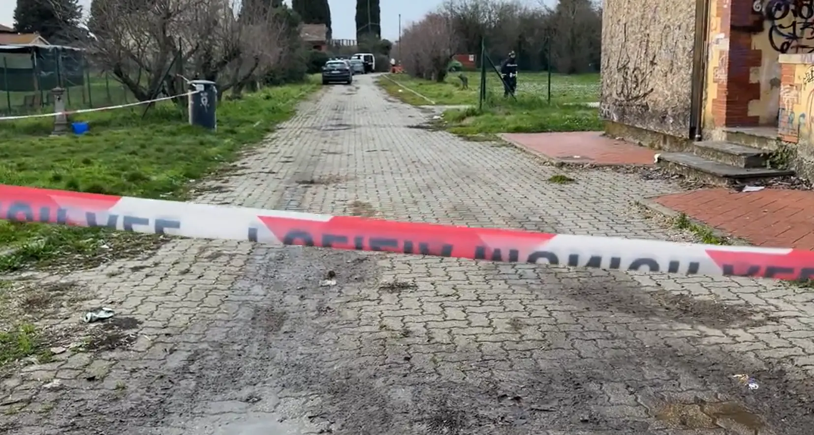 Scandicci, identificata la donna decapitata: c’era un cane a vegliarla.\u00A0L’ombra dei delitti del Mostro torna a inquietare Firenze\n