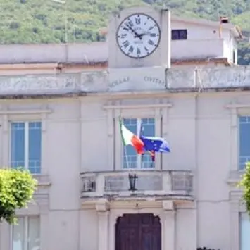 Mareggiate ed erosione costiera, Scilla Mediterranea chiede un Consiglio comunale aperto\n