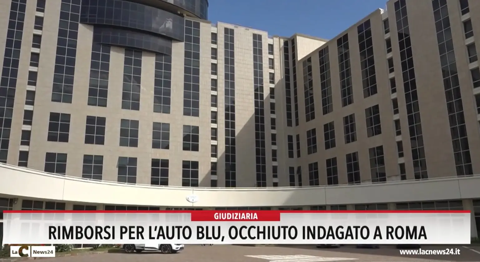 Rimborsi per l'auto blu, Occhiuto indagato a Roma