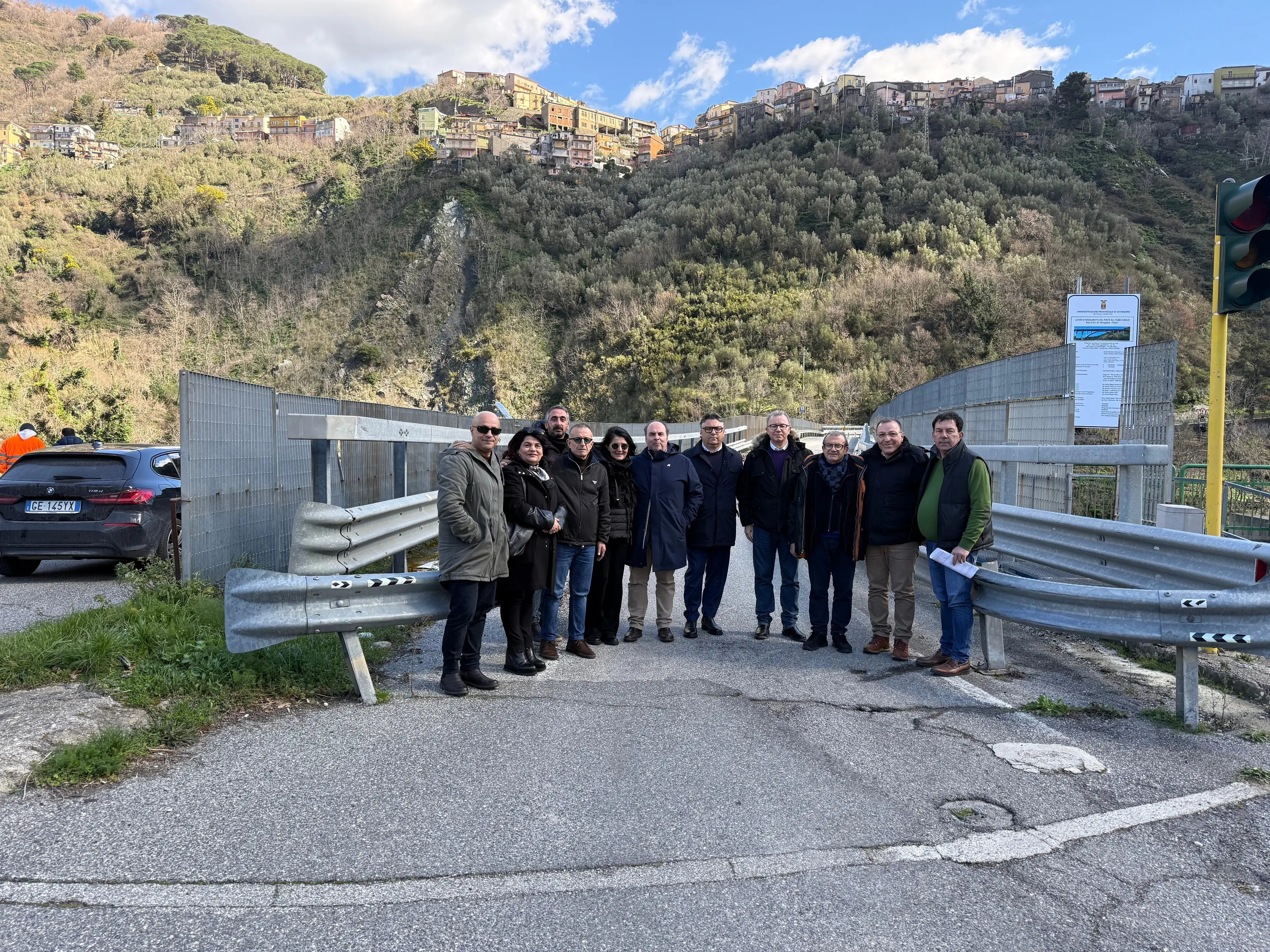 Ponte sul fiume Corace, la Provincia affida i lavori: al via il primo lotto del valore di 3 milioni di euro\n