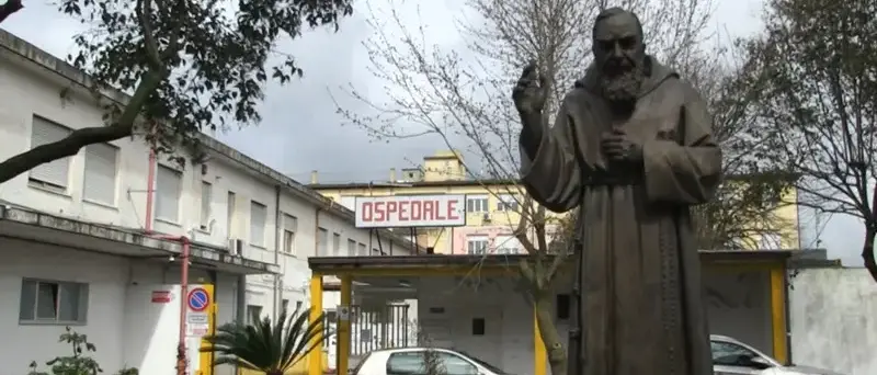 Risonanza magnetica fuori uso all’ospedale di Vibo, i comitati cittadini diffidano l’Asp: «Così da settimane, s’intervenga subito»\n