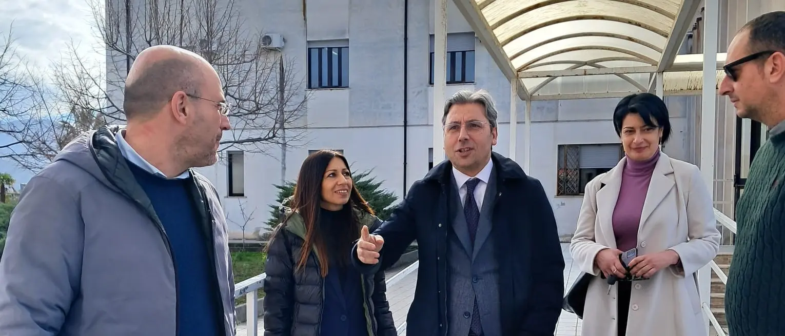 Visita del presidente Giancarlo Lamensa al Liceo Scientifico di Scalea, la soddisfazione di Fratelli d’Italia\n