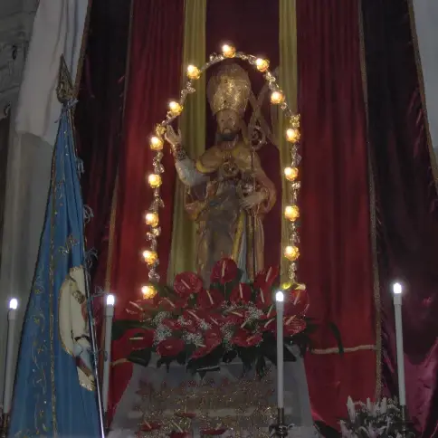 A Saracena “Santu Liune” e i fuochi della memoria:\u00A0Cronaca di una catarsi collettiva ai piedi del Pollino\n