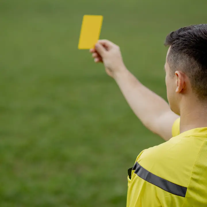 Arbitri, arriva la stretta: Figc\u00A0pronta a “prendersi” la Serie A con una società propria. E Gravina bacchetta l’Aia\n