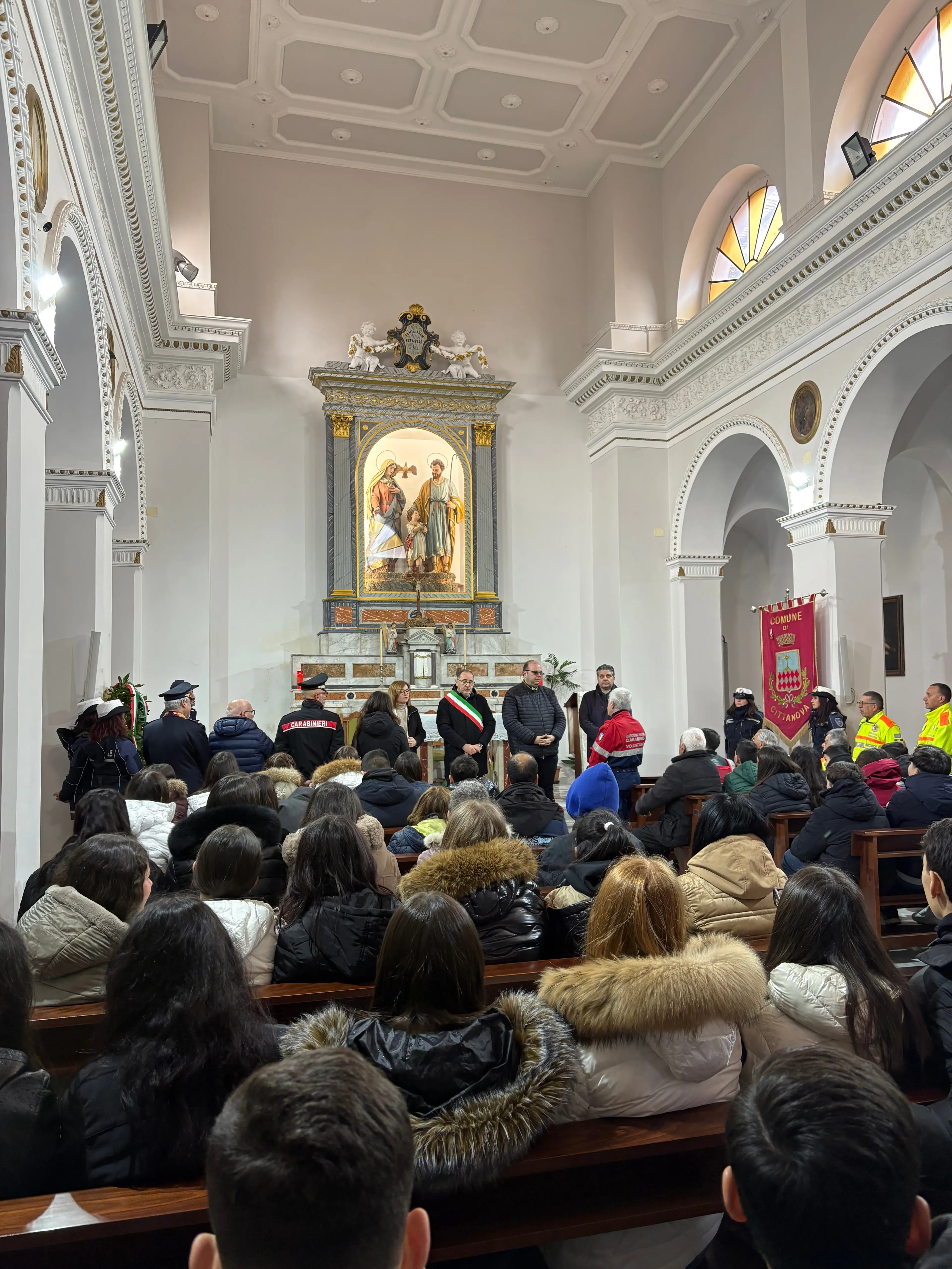 Cittanova ricorda il bombardamento del 1943, il sindaco: «Senza memoria non c’è futuro»\n