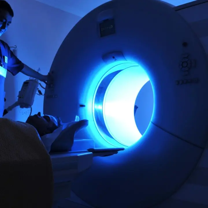 Ospedale di Vibo, lunedì risonanza magnetica di nuovo attiva dopo due settimane di stop e le diffide dei comitati civici\n