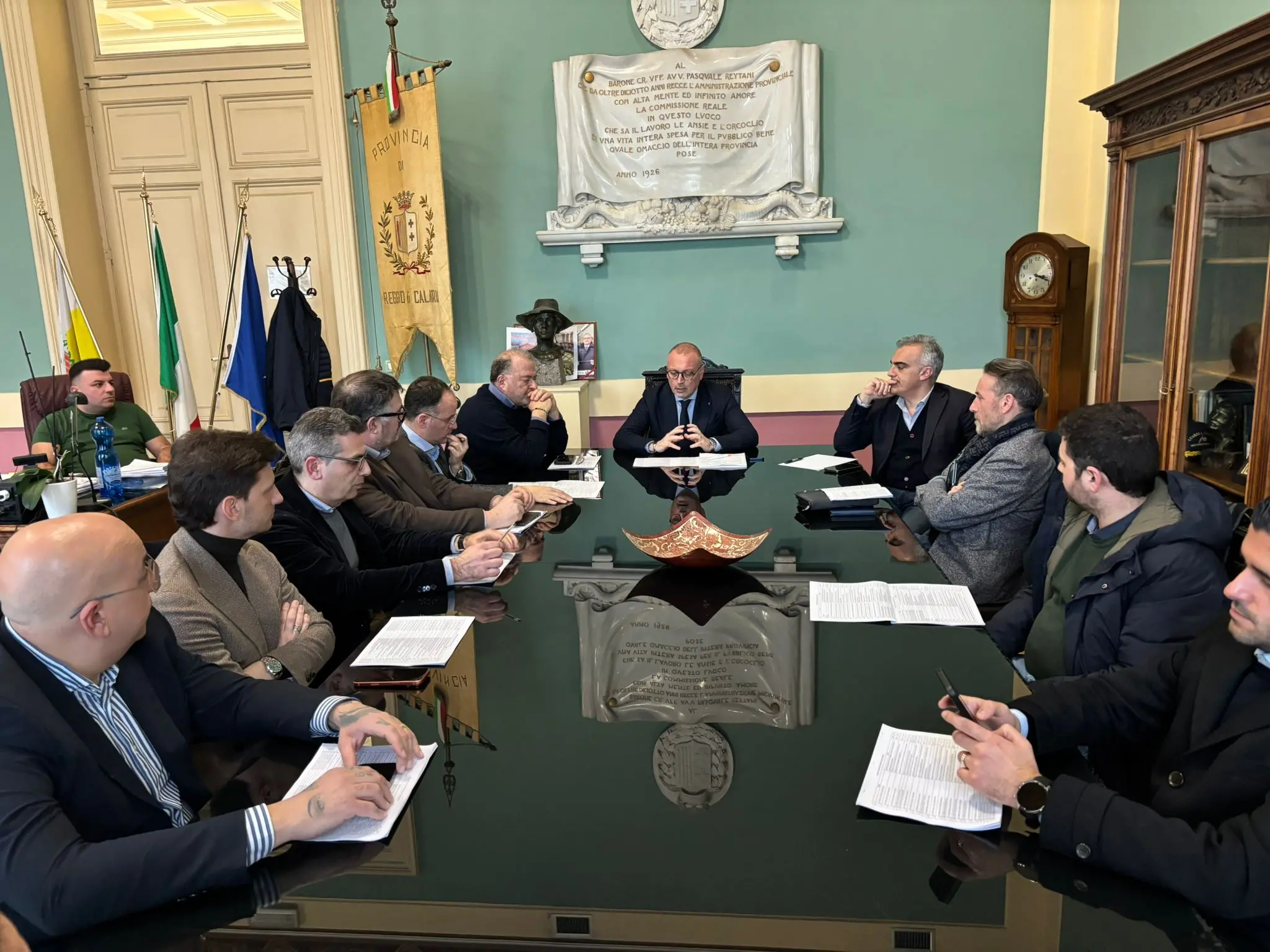 Palazzo Alvaro avvia una campagna ascolto con le associazioni di categoria per i nuovi corsi di formazione professionali\n