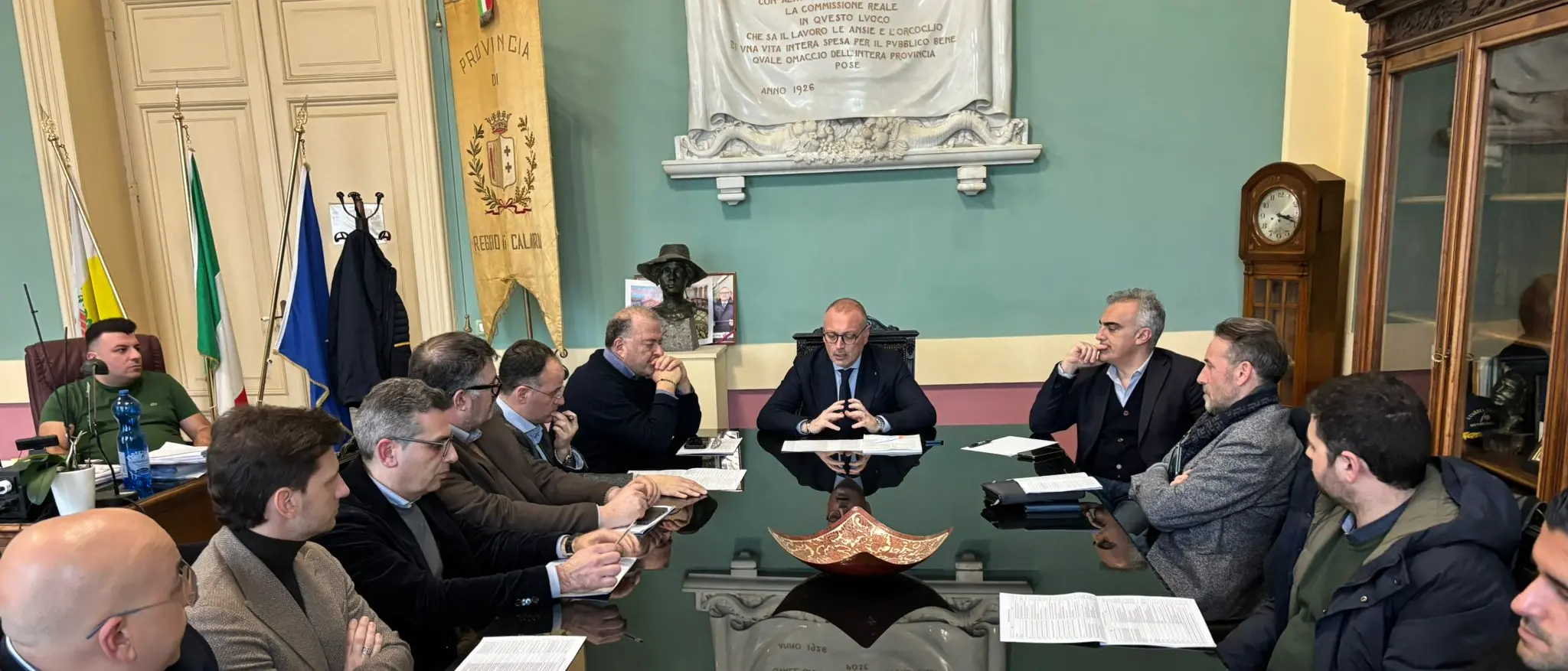 Palazzo Alvaro avvia una campagna ascolto con le associazioni di categoria per i nuovi corsi di formazione professionali\n